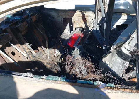 2014 Chevrolet Malibu 1Lt z USA, uszkodzony, nr VIN 1G11C5SL5EF222028